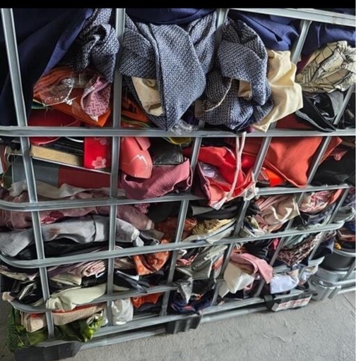 10175☆送料込み❣️ 振袖 着物 4枚 まとめ売り❣️ 507z7☆きものやまと誂製 振袖 総絞り 古典柄牡丹 黒☆美品 成人式