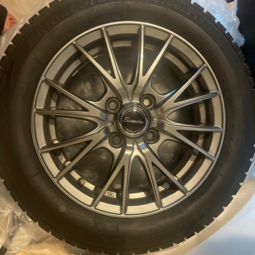ブリヂストン　スタッドレスタイヤ　4本　155/65R14 75Q