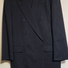 無料　あげます　スーツ　5着セットの画像