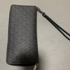 財布　マイケルコースの画像