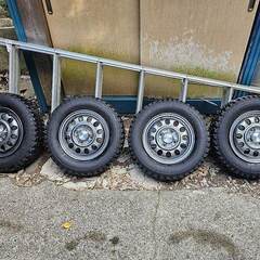 「取引完了」美品　軽トラ・軽バン用タイヤ　アルミ付き4本の画像