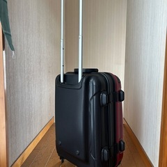 Mｻｲｽﾞ(約60L) スーツケースの画像