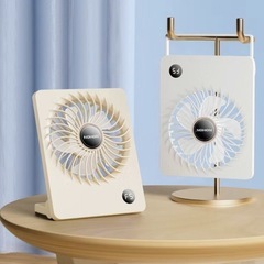 テーブル置き扇風機の画像