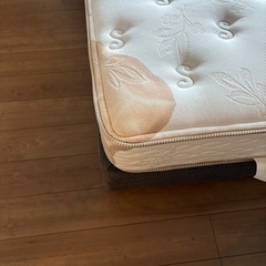 ベッドの画像
