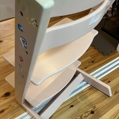 ストッケ　トリップトラップ　ハイチェア　子供椅子の画像