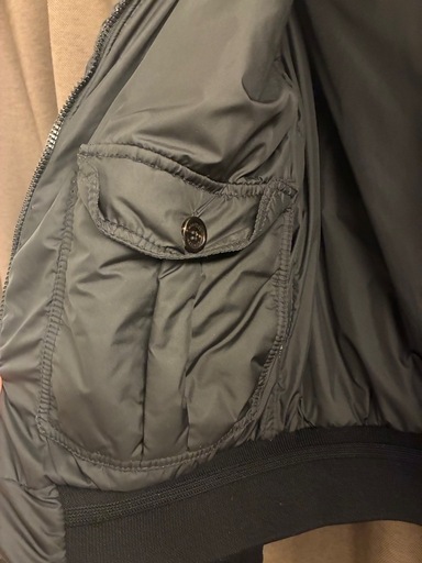【美品キズ無し】MONCLER ダウンジャケット正規品ブラック サイズ3