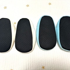 【新品未使用品】すみっこぐらし　子ども用ルームシューズ2点セットの画像
