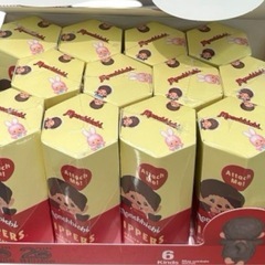 【希少品✨】
ヒッパーズ モンチッチ　4箱セット　48個の画像