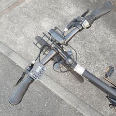 【美品】Panasonic パナソニック 電動アシスト自転車 Hurryer ハリヤ BE-ELH242B バッテリー12Ah 26インチ 7段変速 マットナイト 電動自転車 充電器あり 譲渡証明書の画像