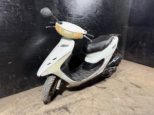 ★支払総額3.8万円★定休日なし！いつでも現車確認可能です！ ホンダ ライブディオ 白 AF35 人気のライブディオ！ 2ストのためオイル注ぎ足すだけ！ フロントディスクブレーキ！ バッテリー新品！