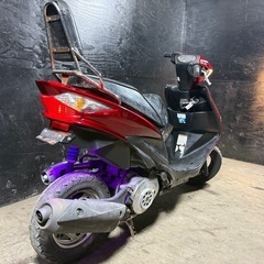 ★支払総額9.8万円★激安バイク続々入荷中！　なんでも買い取ります！ スズキ アドレスV125S 赤 人気のV125！ 4ストインジェクション！ 外装新品！ LEDネオン！ バックレストなど多数の社外品付き‼️　の画像
