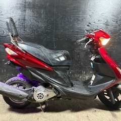 ★支払総額9.8万円★激安バイク続々入荷中！　なんでも買い取ります！ スズキ アドレスV125S 赤 人気のV125！ 4ストインジェクション！ 外装新品！ LEDネオン！ バックレストなど多数の社外品付き‼️　の画像