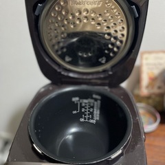 炊飯器の画像