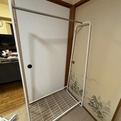 収納家具ラックの画像