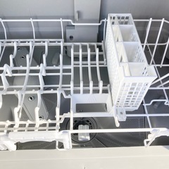 Panasonic パナソニック 電気食器洗い乾燥機 NP-TH4-W 2022年製 食器洗い乾燥機 食洗機の画像