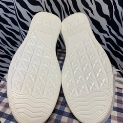 【新品】レディース スニーカー Mサイズ ブラックの画像