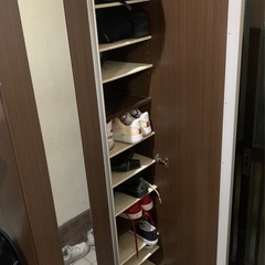 引越します。全身鏡付き靴箱⭐︎シューズボックスの画像