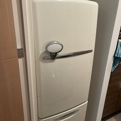 冷蔵庫の画像