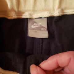 ★新品★ナイキパンツ　160の画像