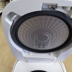 東芝2022年製　極上美品　古米でも美味しく炊けるIH方式　高性能　炊飯器　IH炊飯器　IHクッキングヒーター 式の画像