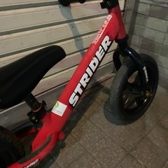 ストライダー　自転車　子供用　サイクリング　キックバイクの画像