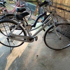 内装3段切り替えのママチャリ自転車の画像