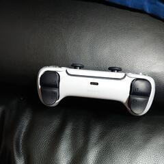 ps5純正コントローラーの画像