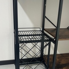 本日限定最終値下げ　キッチンラック / 家電収納ラック（スライド棚・ワインラック付き）の画像