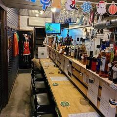 バーのオープン作業と店番の画像