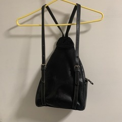 本革製黒リュックの画像