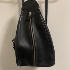 本革製黒リュックの画像
