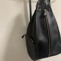 本革製黒リュックの画像