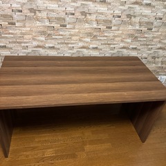  パソコンデスクの画像