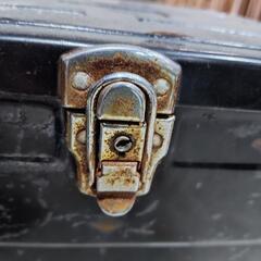 バイク用金属箱の画像