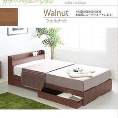 ベッドフレームの画像
