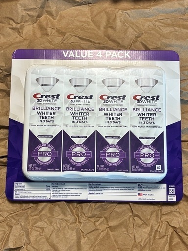 3Dwhiteクレストホワイト二ング歯磨き粉ブリリアンスPRO　4本新品　即発送