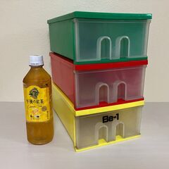 卓上小物ケース三段の画像
