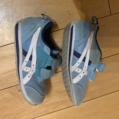 アシックス　キッズ　17サイズ　の画像