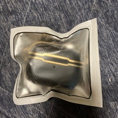 air pod pro2世代用カバーブラックXゴールドの画像