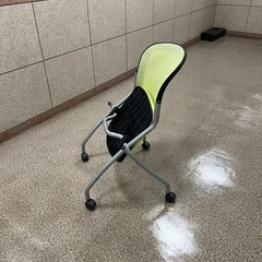 イス　椅子　チェアの画像