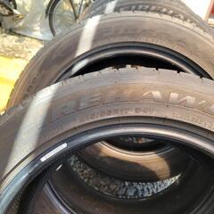 215/55R17中古タイヤの画像