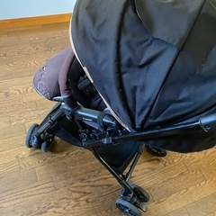  combi コンビ ベビーカーの画像
