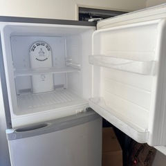 安い大型冷蔵庫の画像