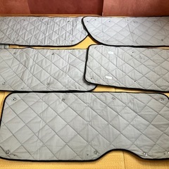 ハイエース200系　
アイズ　マルチシェード　前後８枚 の画像