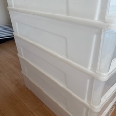ニトリ押入れケースの画像
