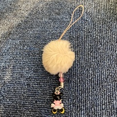 ミニーちゃんストラップの画像