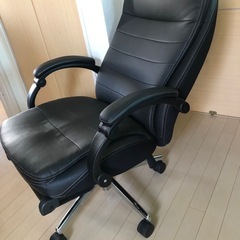 ニトリ　ワークチェアー　リカルト　フットレスト付き　30000円→3000円　の画像