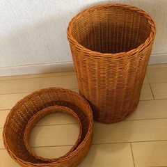 袋が隠せるゴミ箱　木製　美品　の画像
