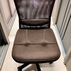 オフィスチェアの画像