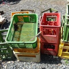 中島村 酒ケース あると便利 容器 汚れあり 欲しい個数で結構です 早く引き取りに来れる方を優先しますの画像